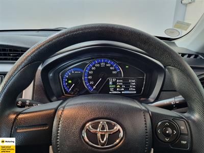 2015 Toyota Corolla - Thumbnail