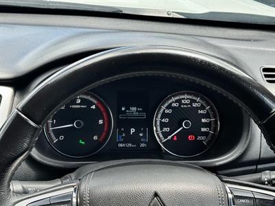 2021 Mitsubishi Triton - Thumbnail