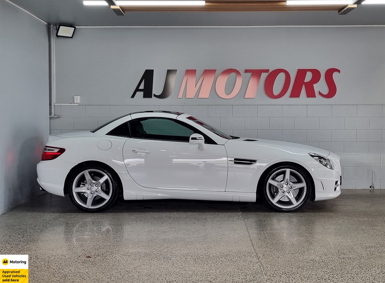 2016 Mercedes-Benz SLK 300