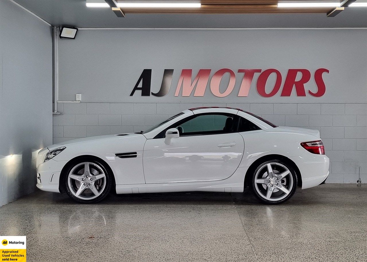 2016 Mercedes-Benz SLK 300