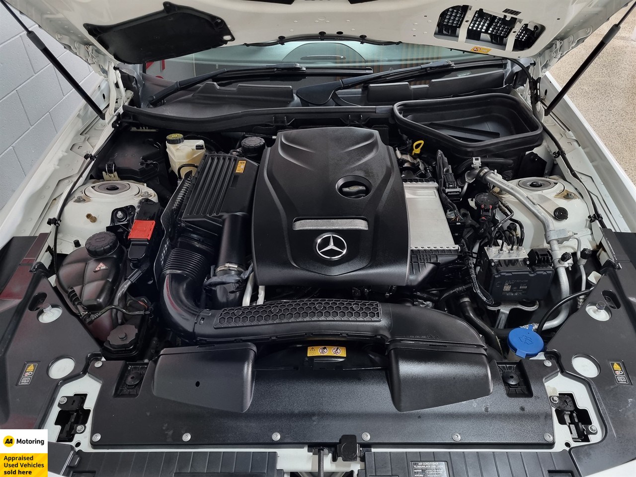 2016 Mercedes-Benz SLK 300