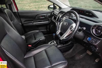 2016 Toyota Aqua - Thumbnail