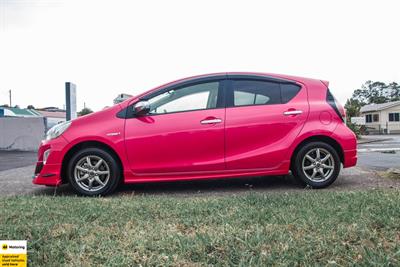 2016 Toyota Aqua - Thumbnail
