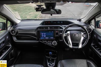 2016 Toyota Aqua - Thumbnail