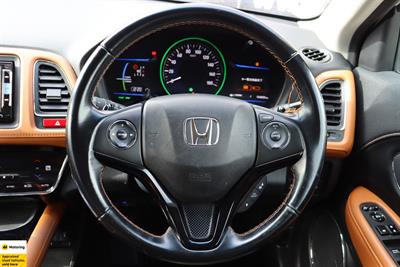 2015 Honda Vezel - Thumbnail