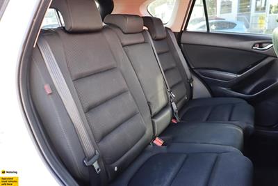 2015 Mazda CX-5 - Thumbnail