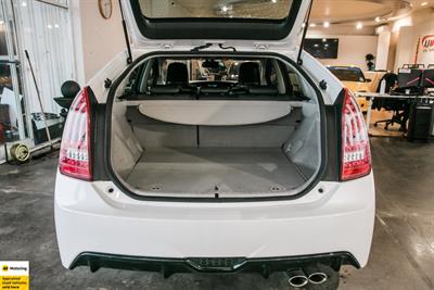 2012 Toyota Prius - Thumbnail