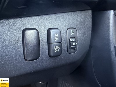 2013 Mitsubishi GALANT - Thumbnail