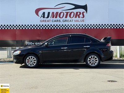 2013 Mitsubishi GALANT - Thumbnail