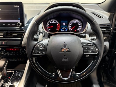 2022 Mitsubishi Eclipse Cross - Thumbnail