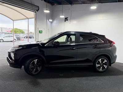 2022 Mitsubishi Eclipse Cross - Thumbnail