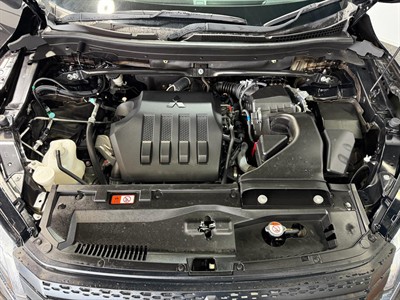 2022 Mitsubishi Eclipse Cross - Thumbnail