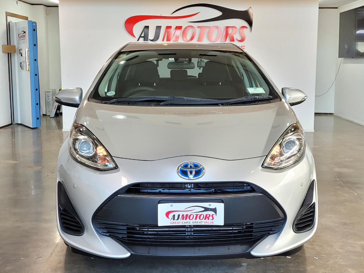 2017 Toyota Aqua