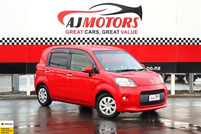 2013 Toyota Porte - Thumbnail