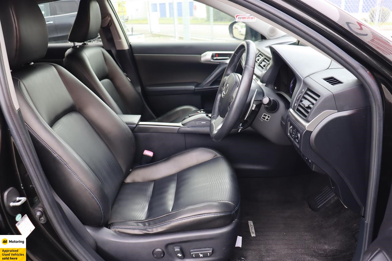 2013 Lexus CT200H