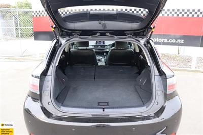 2013 Lexus CT200H - Thumbnail