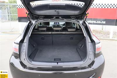 2013 Lexus CT200H - Thumbnail
