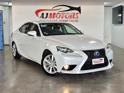 2014 Lexus IS 300h
