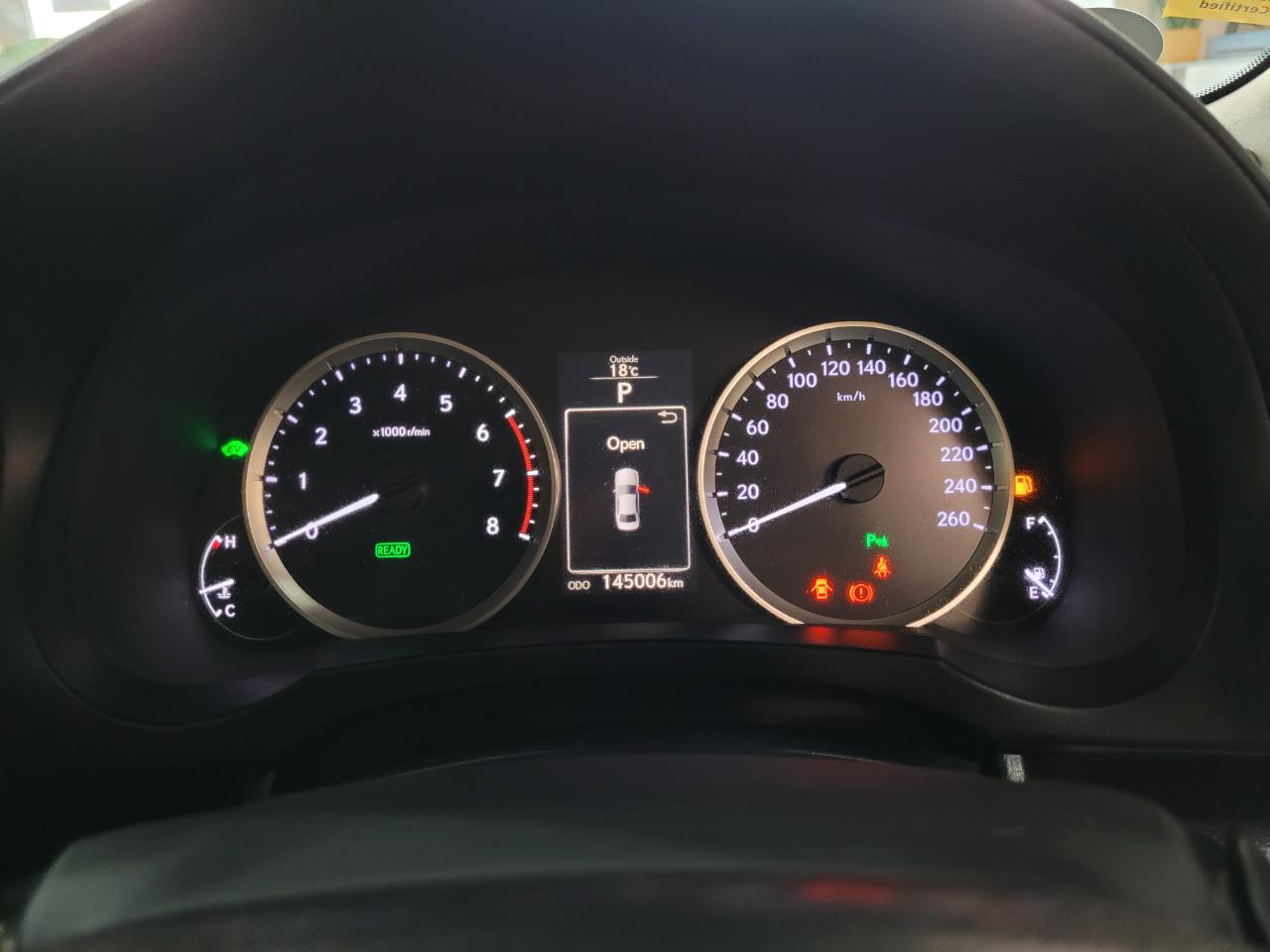 2014 Lexus IS 300h