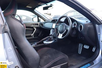 2015 Toyota 86 - Thumbnail