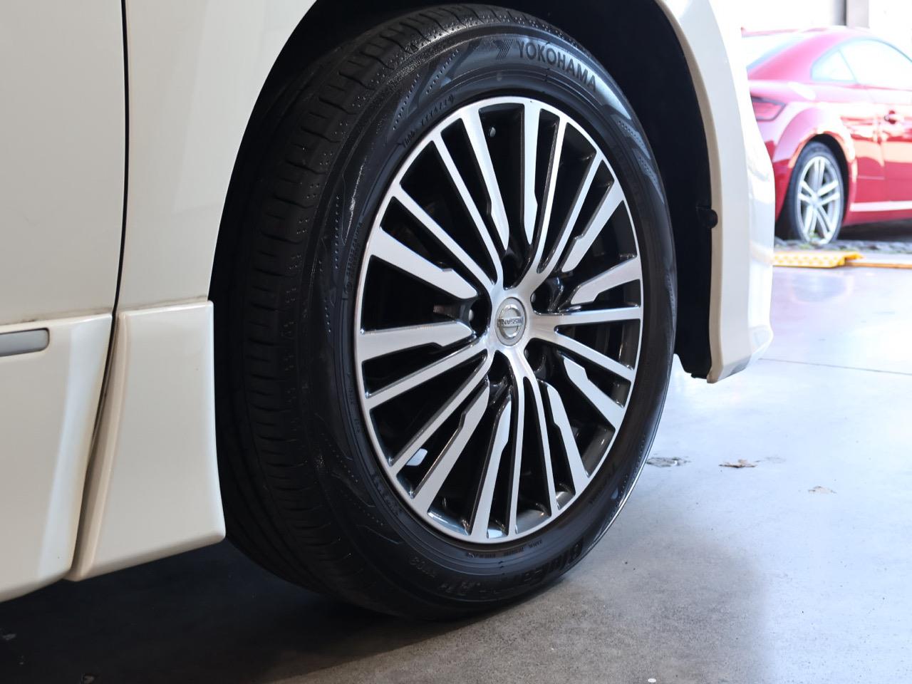 2018 Nissan Elgrand