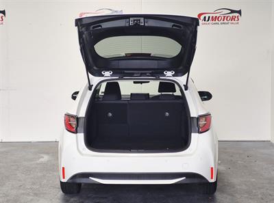 2020 Toyota Corolla - Thumbnail