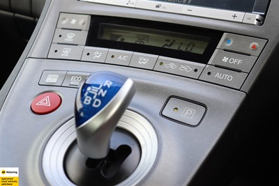 2013 Toyota Prius - Thumbnail