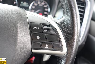 2012 Mitsubishi Outlander - Thumbnail