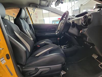 2014 Toyota Aqua - Thumbnail
