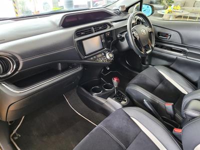 2014 Toyota Aqua - Thumbnail