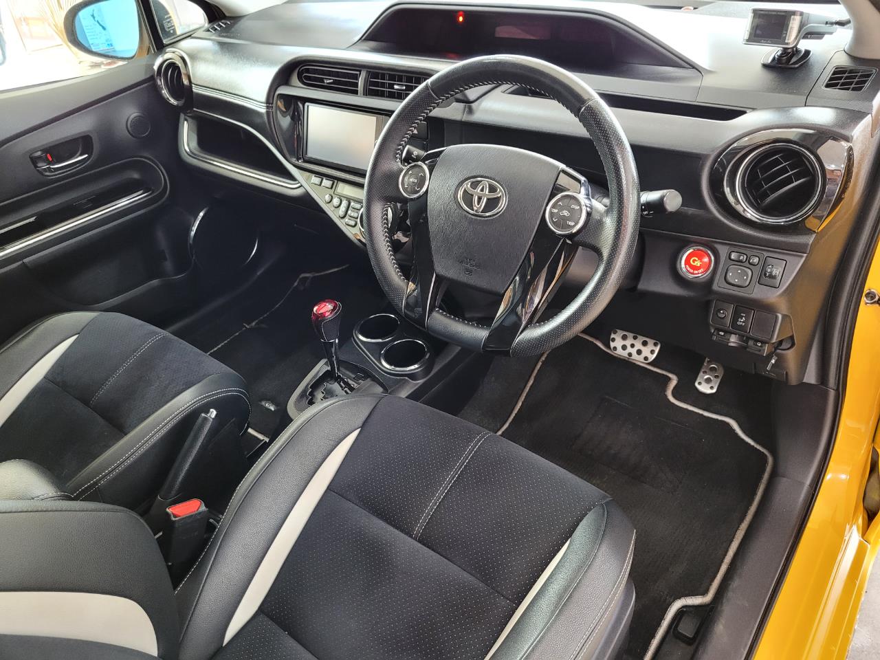 2014 Toyota Aqua
