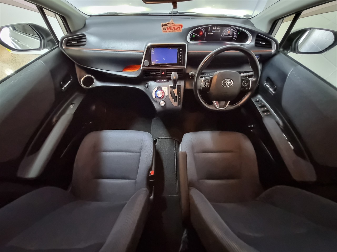 2015 Toyota Sienta