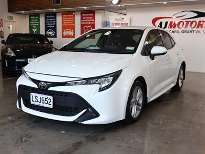 2018 Toyota Corolla - Thumbnail