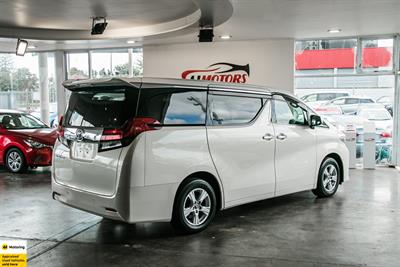 2018 Toyota Alphard - Thumbnail