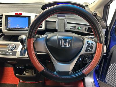 2012 Honda Freed - Thumbnail