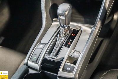 2018 Honda Civic - Thumbnail