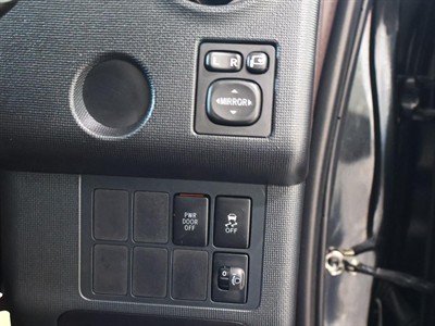2013 Toyota Spade - Thumbnail