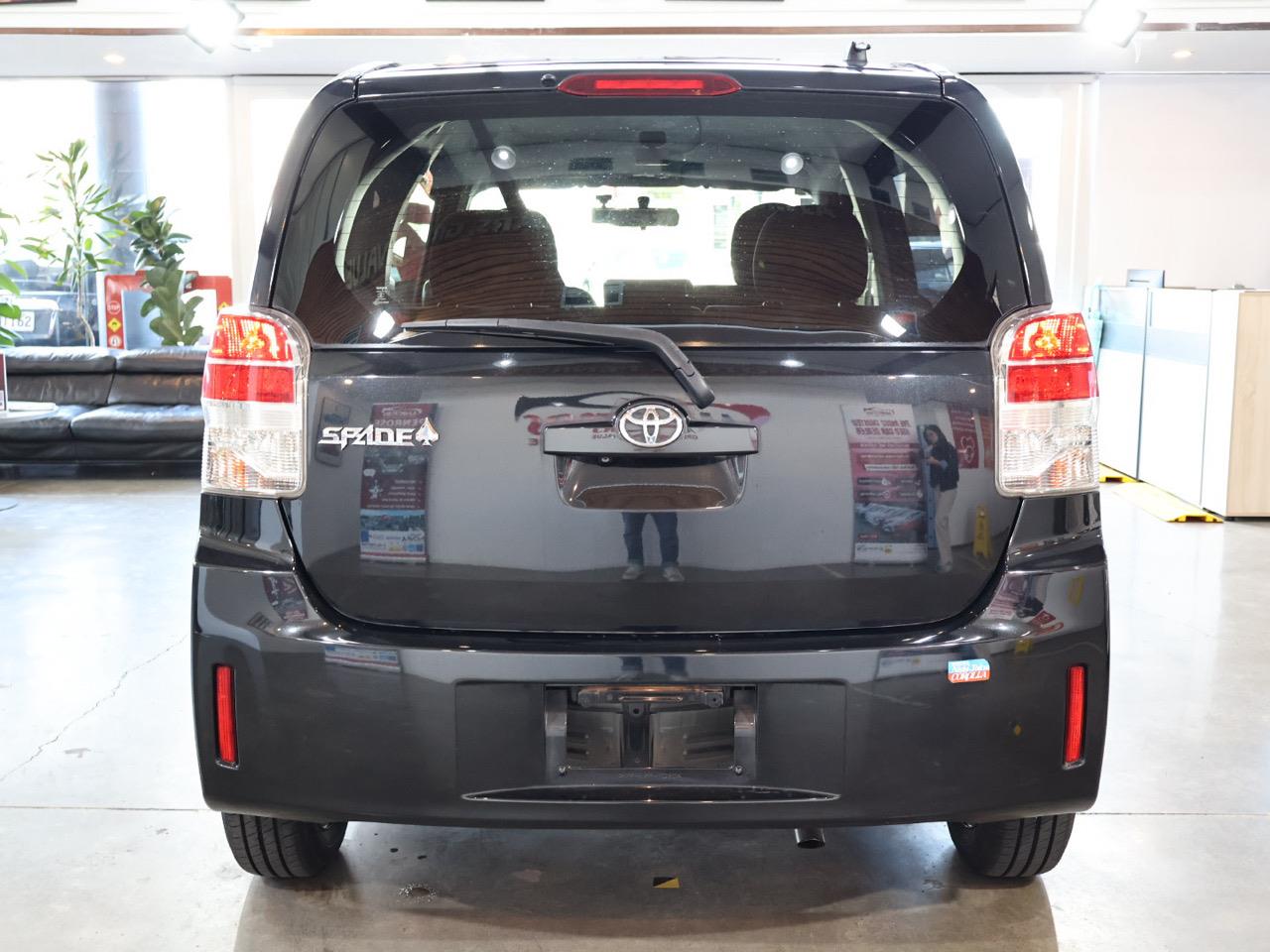 2013 Toyota Spade