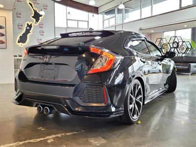 2019 Honda Civic - Thumbnail