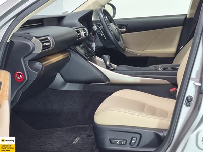 2014 Lexus IS - Thumbnail