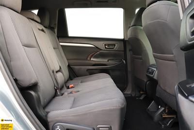 2015 Toyota Highlander - Thumbnail