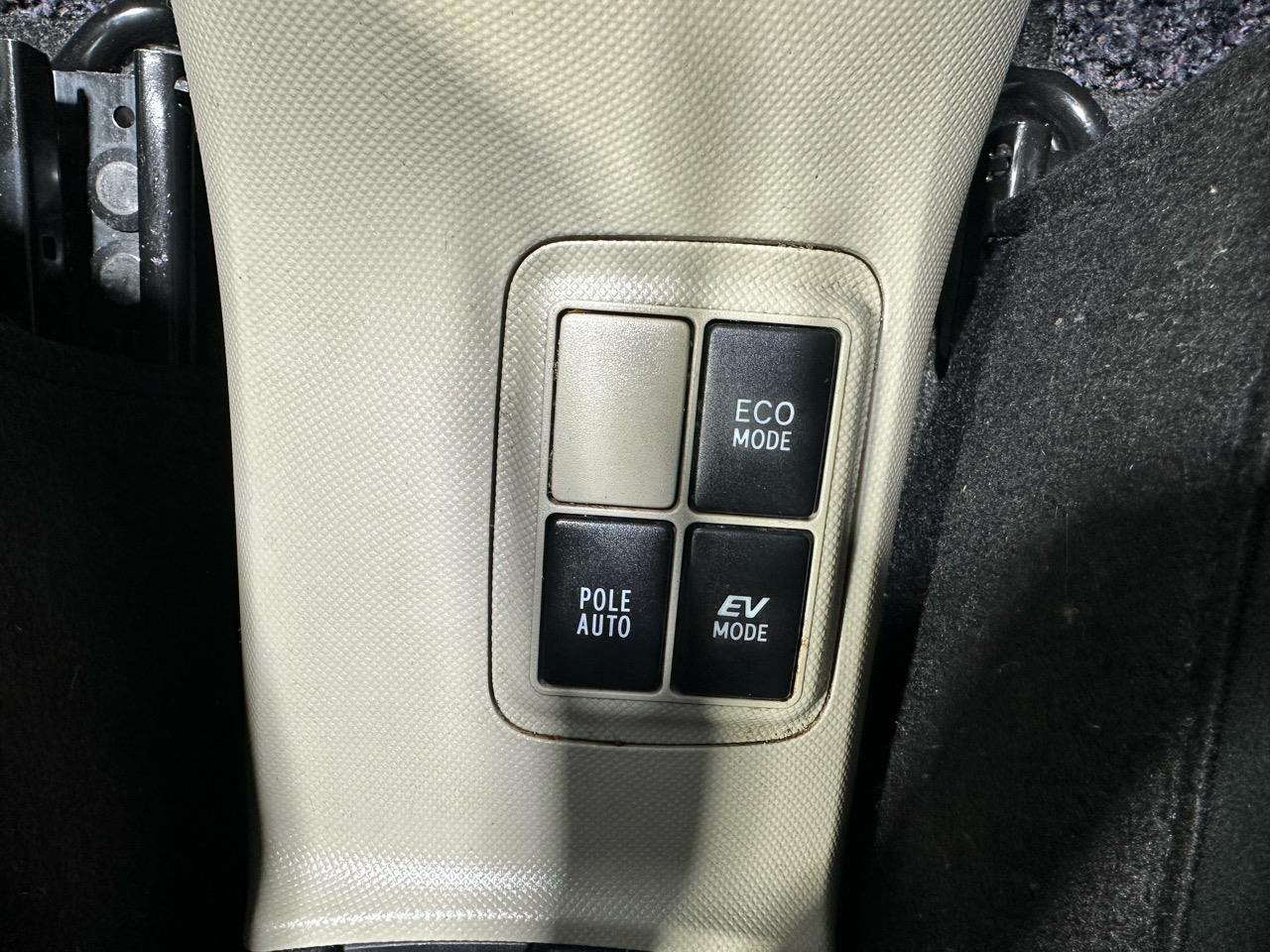 2012 Toyota Aqua