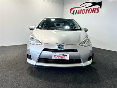 2012 Toyota Aqua - Thumbnail
