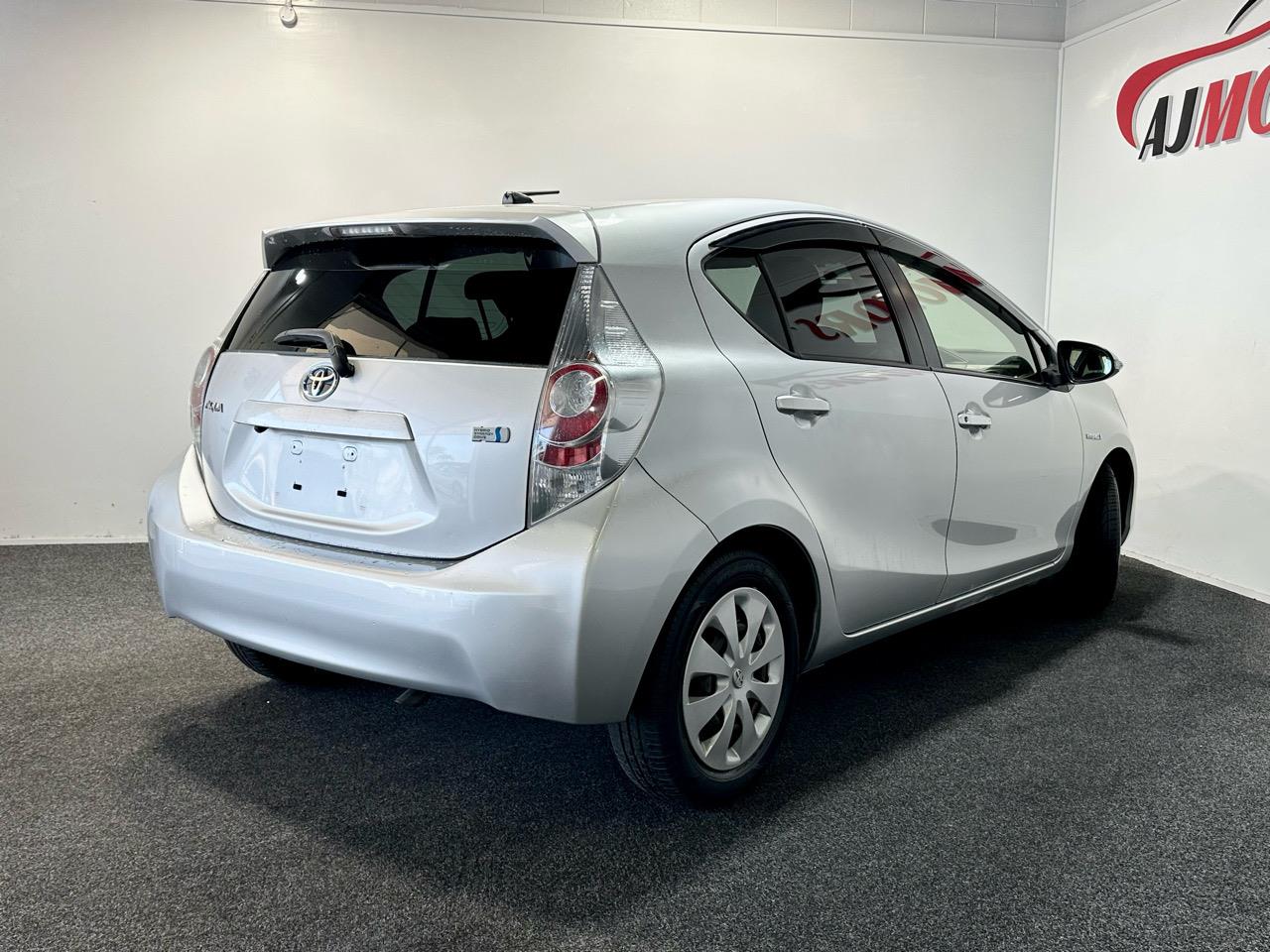 2012 Toyota Aqua