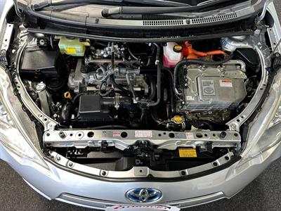 2012 Toyota Aqua - Thumbnail