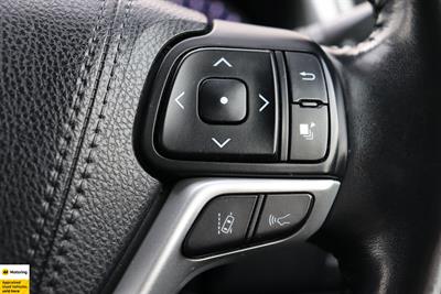 2018 Toyota Highlander - Thumbnail