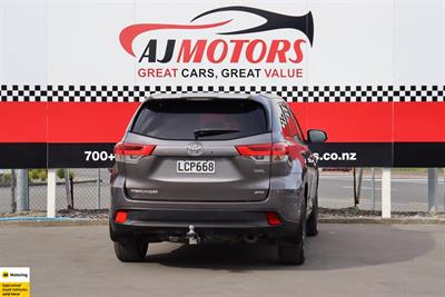2018 Toyota Highlander - Thumbnail