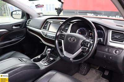 2018 Toyota Highlander - Thumbnail