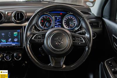 2018 Suzuki Swift - Thumbnail