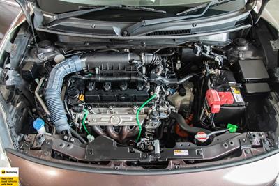 2018 Suzuki Swift - Thumbnail